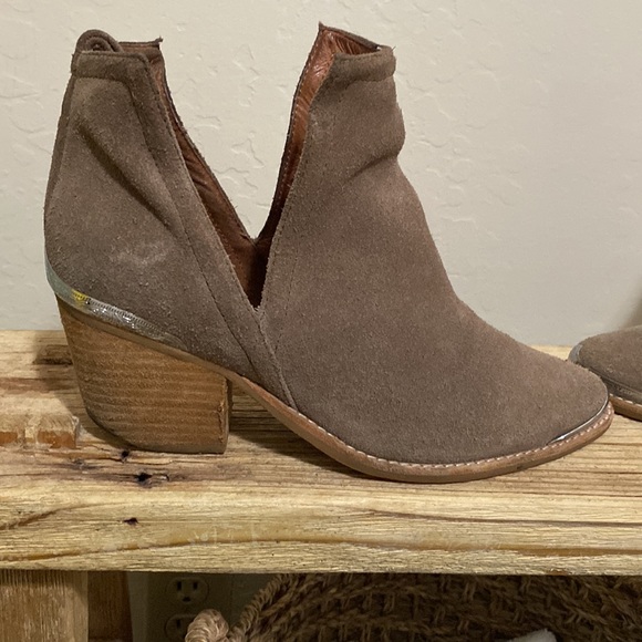 Jeffrey Campbell Cromwell Booties - Picture 3 of 7